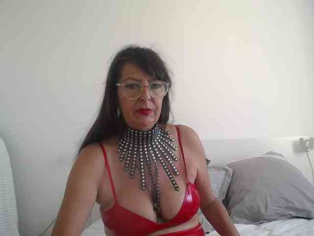 Modèle: Maitresse-Elsa