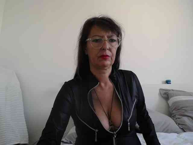 Maitresse-Elsa webcam