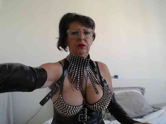 Maitresse-Elsa webcam