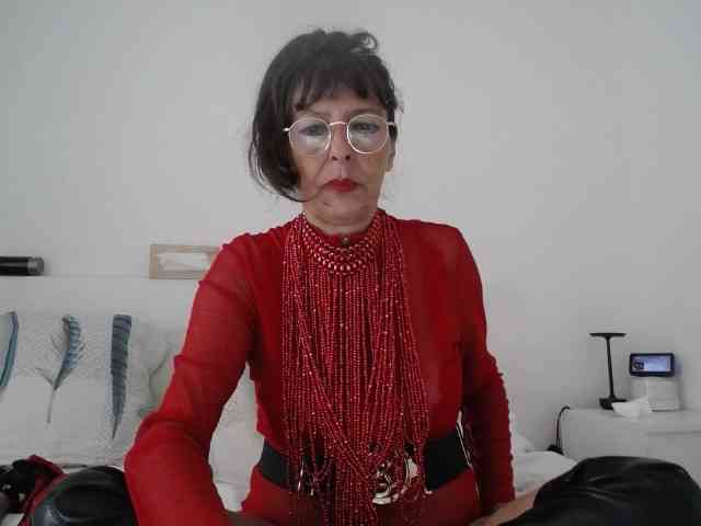 Modèle: Maitresse-Elsa