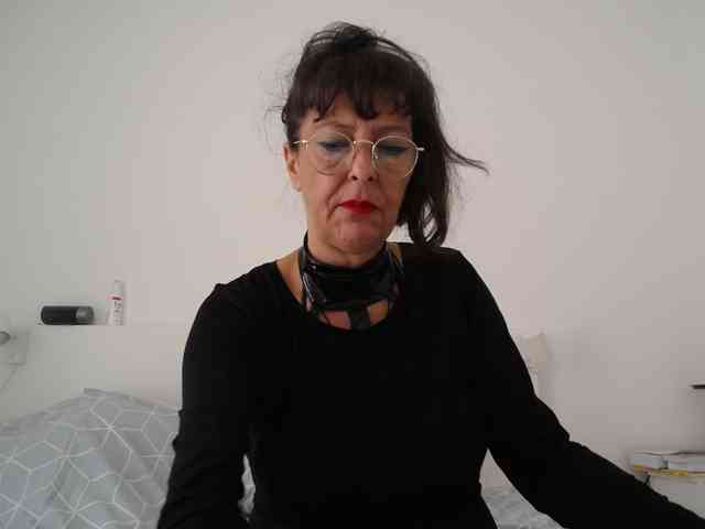 Maitresse-Elsa webcam