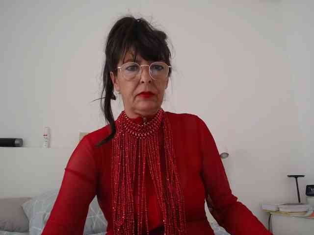 Modèle: Maitresse-Elsa