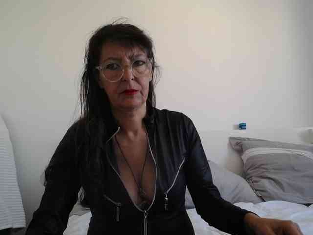 Maitresse-Elsa webcam