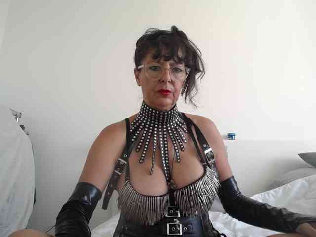 Maitresse-Elsa webcam