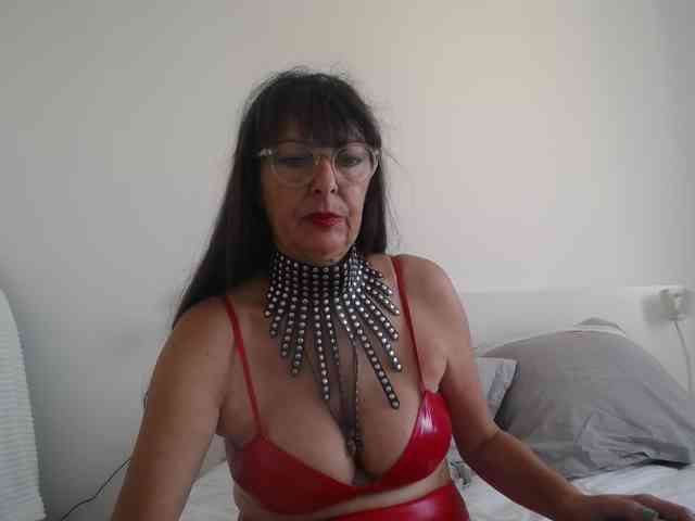 Modèle: Maitresse-Elsa