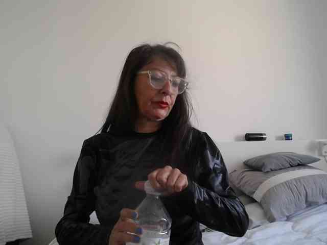 Maitresse-Elsa webcam