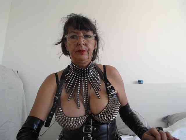 Maitresse-Elsa webcam