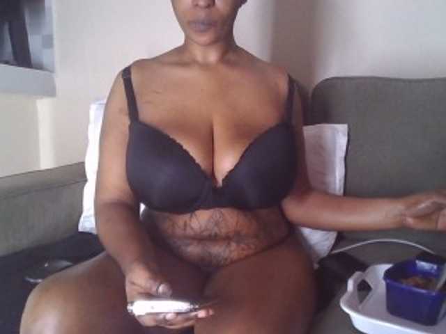 Wambo9731 live cam on BongaCams