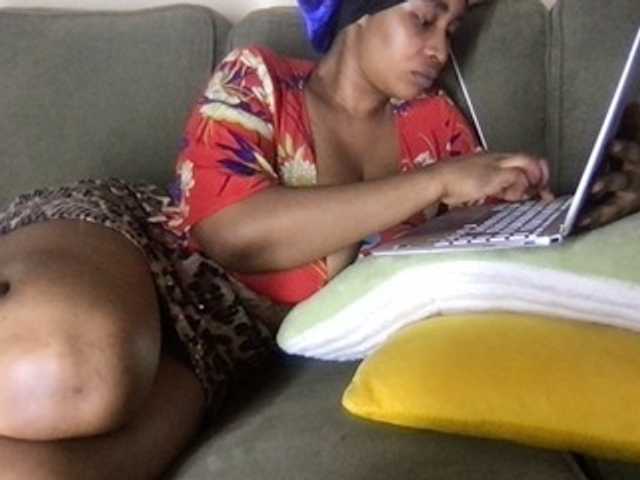 Wambo9731 live cam on BongaCams