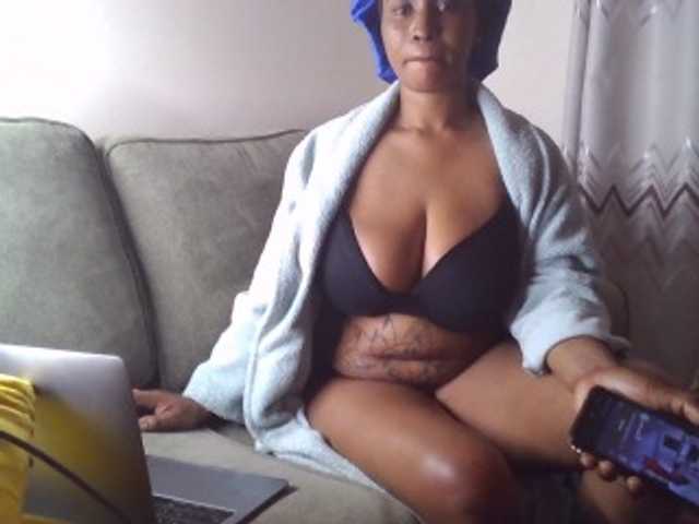 Africana002