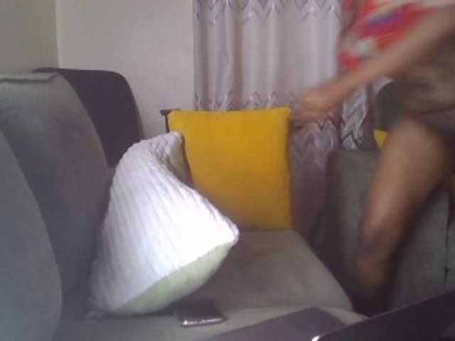 Wambo9731 live cam on BongaCams