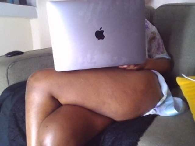 Wambo9731 live cam on BongaCams