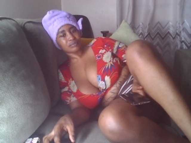 Wambo9731 live cam on BongaCams