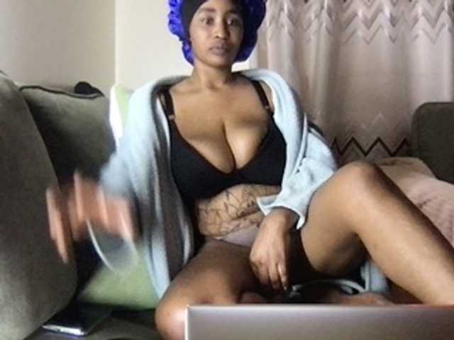 Africana002