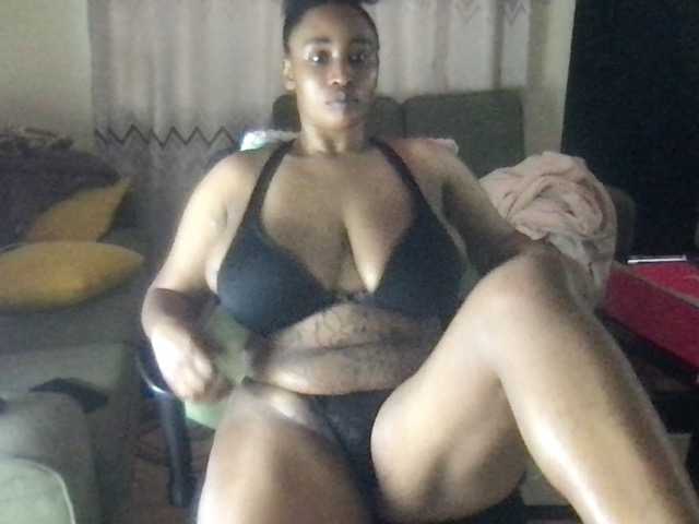 Wambo9731 live cam on BongaCams