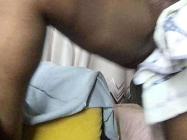 Wambo9731 live cam on BongaCams