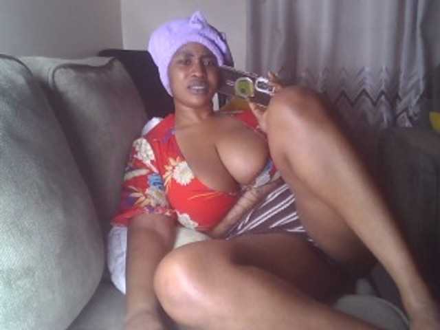 Africana002