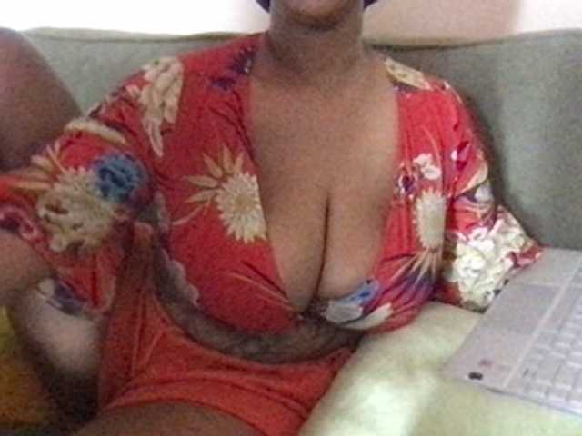Wambo9731 live cam on BongaCams
