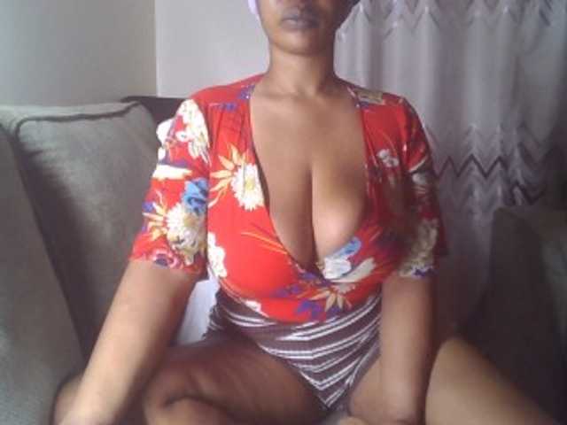 Wambo9731 live cam on BongaCams