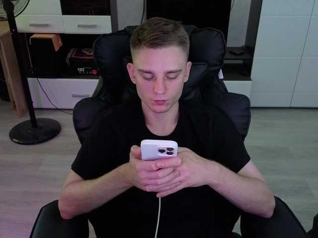 pvlpstvy live webcam show