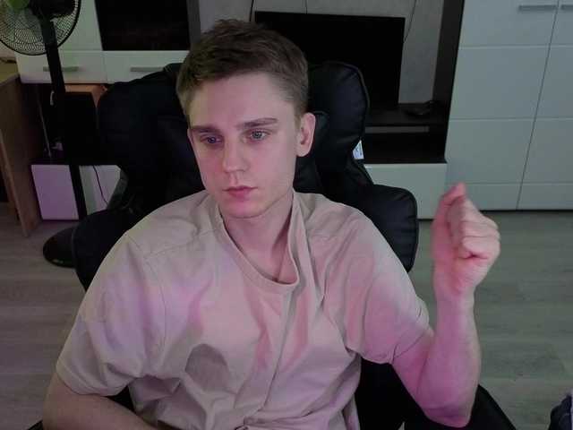 angryzan live cam