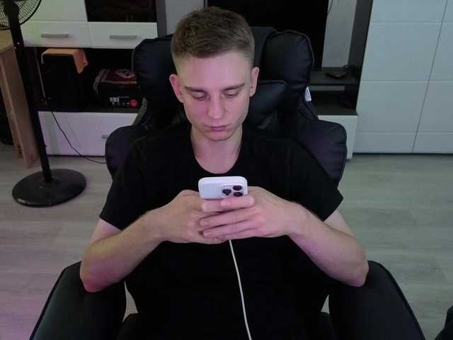 pvlpstvy live webcam show