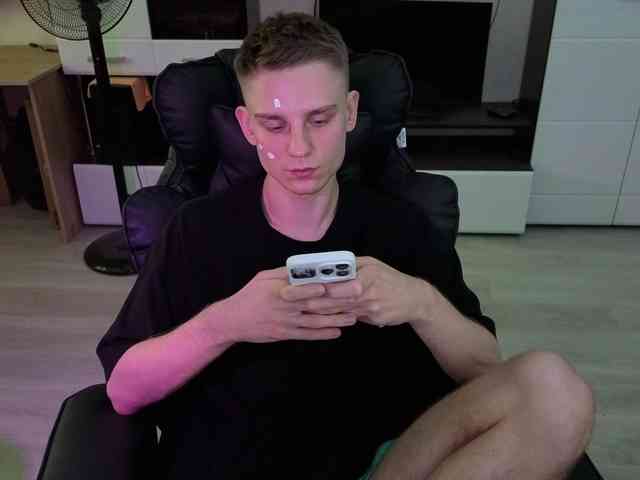 crybaby282 Sex Cam Show