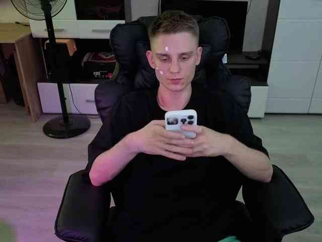 crybaby282 Sex Cam Show