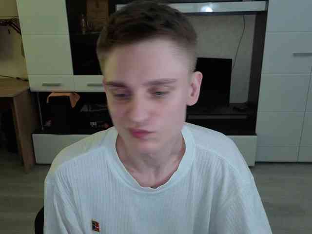 crybaby282 Live Webcam on BongaCams