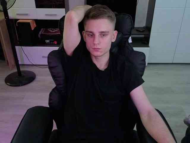 crybaby282 Live Webcam on BongaCams