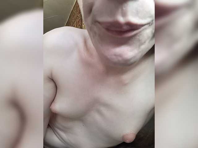 EvelinaPuro4kina114496 live cam