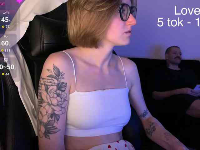 Sexy-Sweets Sex Cam Show