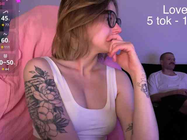Sexy-Sweets Sex Cam Show