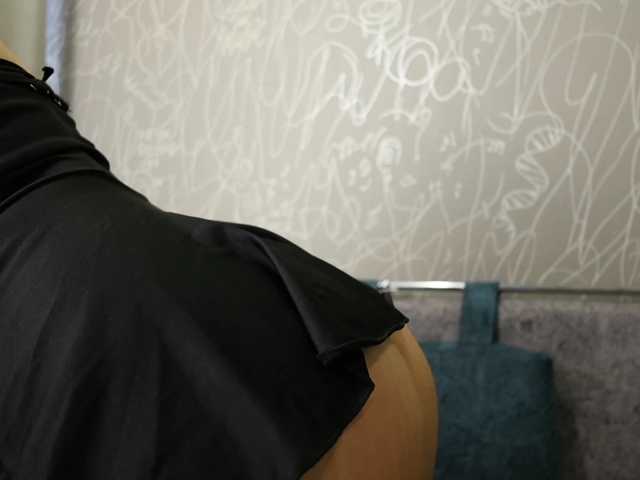 blackcat142, en directo ahora en BongaCams