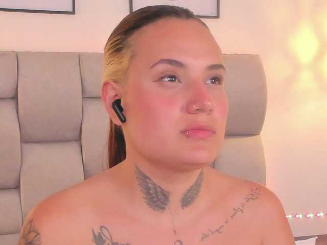 Susan-sweet live webcam show