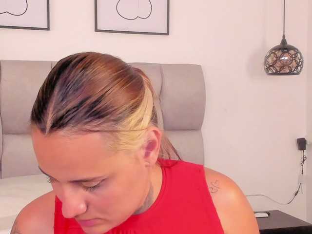 Susan-sweet live webcam show