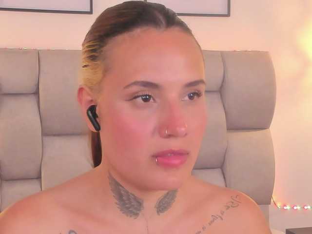 Susan-sweet live webcam show