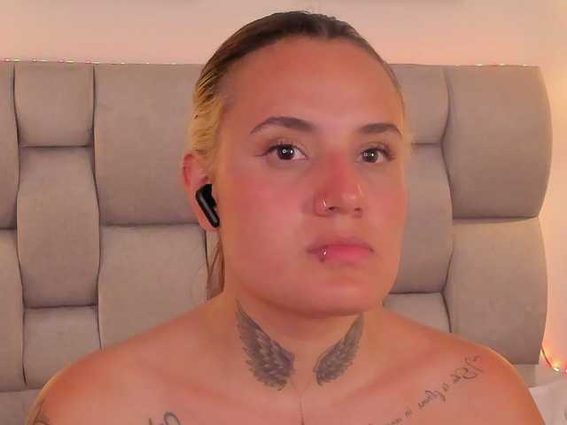 Susan-sweet live webcam show