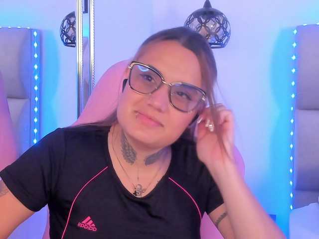 Susan-sweet live webcam show