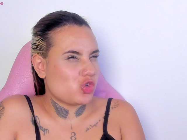 Susan-sweet live cam on BongaCams