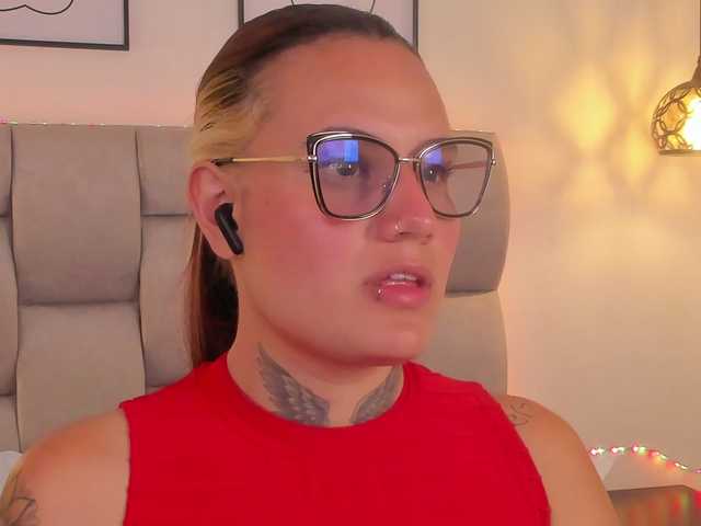 Susan-sweet live webcam show