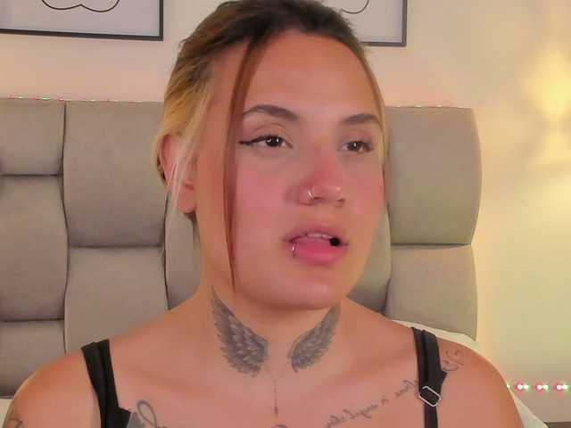 Susan-sweet live webcam show