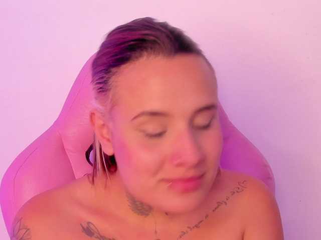 Susan-sweet live webcam show