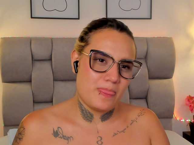 Susan-sweet live cam on BongaCams