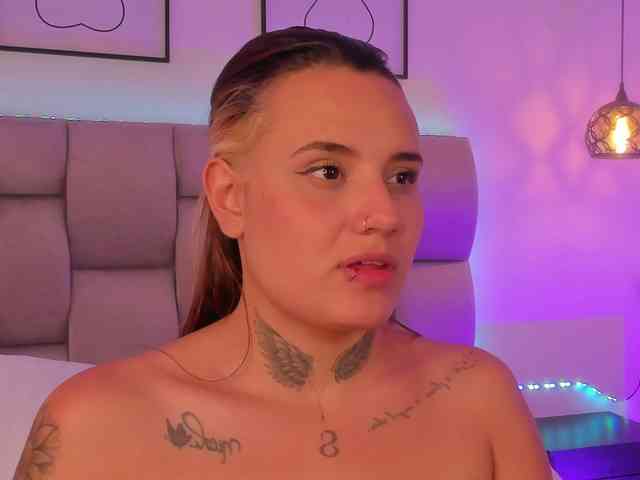 Susan-sweet webcam