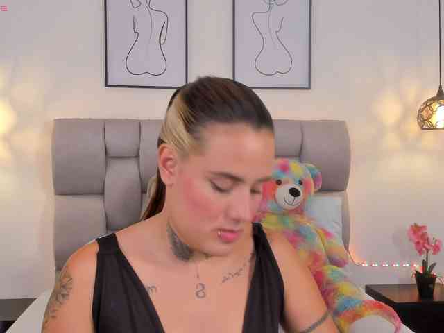 Susan-sweet webcam