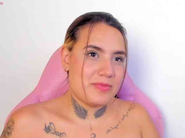 Susan-sweet webcam