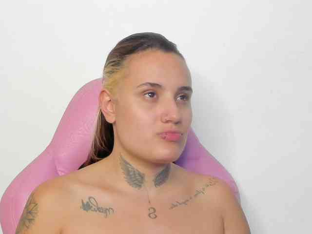 Susan-sweet webcam