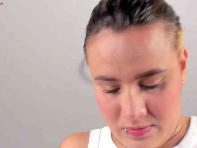 Susan-sweet webcam