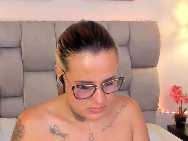 Susan-sweet webcam
